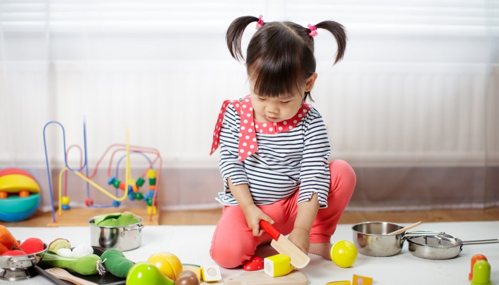 FC086-BLOG-MAIN-IMAGE-Choosing-a-good-toy