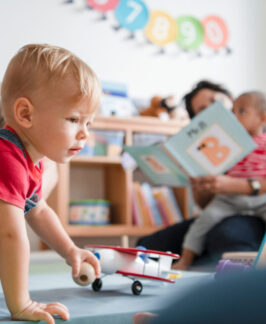 Parenting Classes & Support | Forty Carrots Family Center