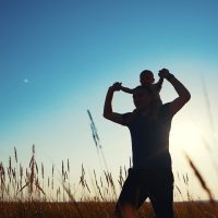 Father,And,Son,In,Park.,Father's,Day,Silhouette,Happy,Family