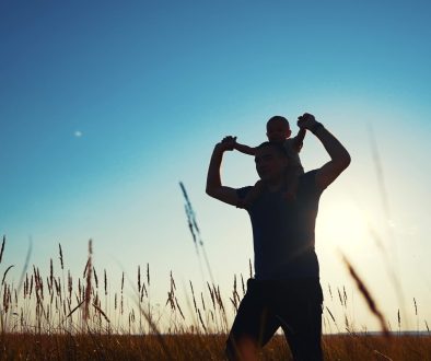 Father,And,Son,In,Park.,Father's,Day,Silhouette,Happy,Family